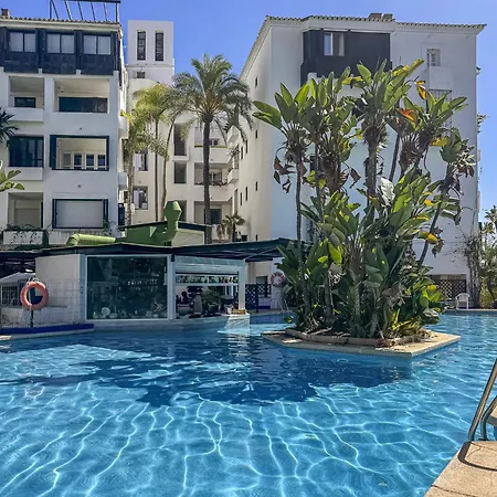 Blukai And Pool With Private Parking Apartment *