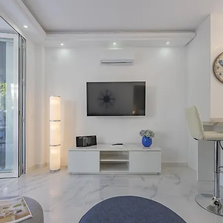 Blukai And Pool With Private Parking Marbella