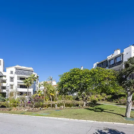 Apartment Blukai And Pool With Private Parking *