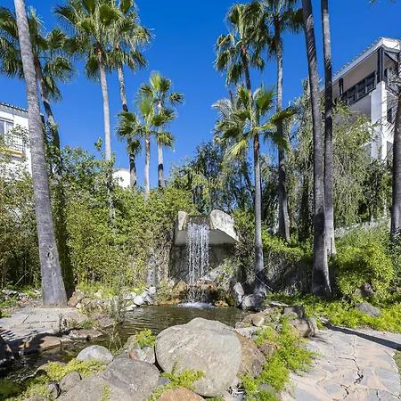 Apartment Blukai And Pool With Private Parking Marbella