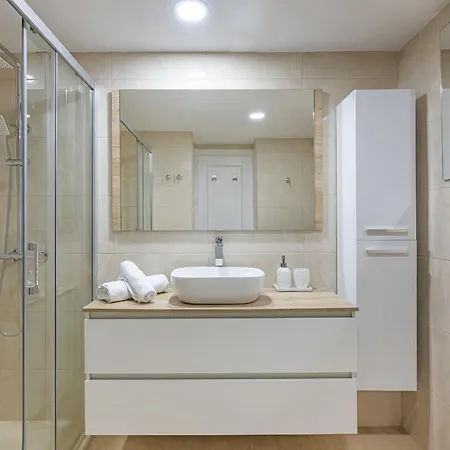 Blukai And Pool With Private Parking * Marbella