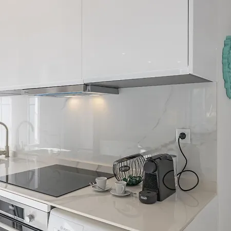 Blukai And Pool With Private Parking Apartment