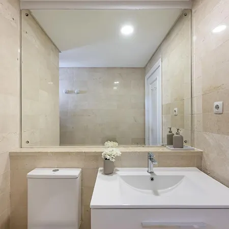 Apartment Blukai And Pool With Private Parking
